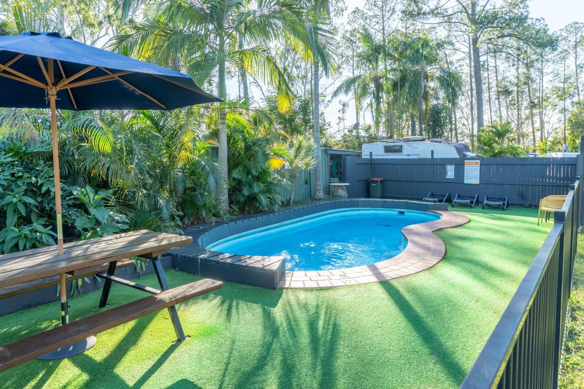 Landsborough Holiday Park ภายนอก รูปภาพ