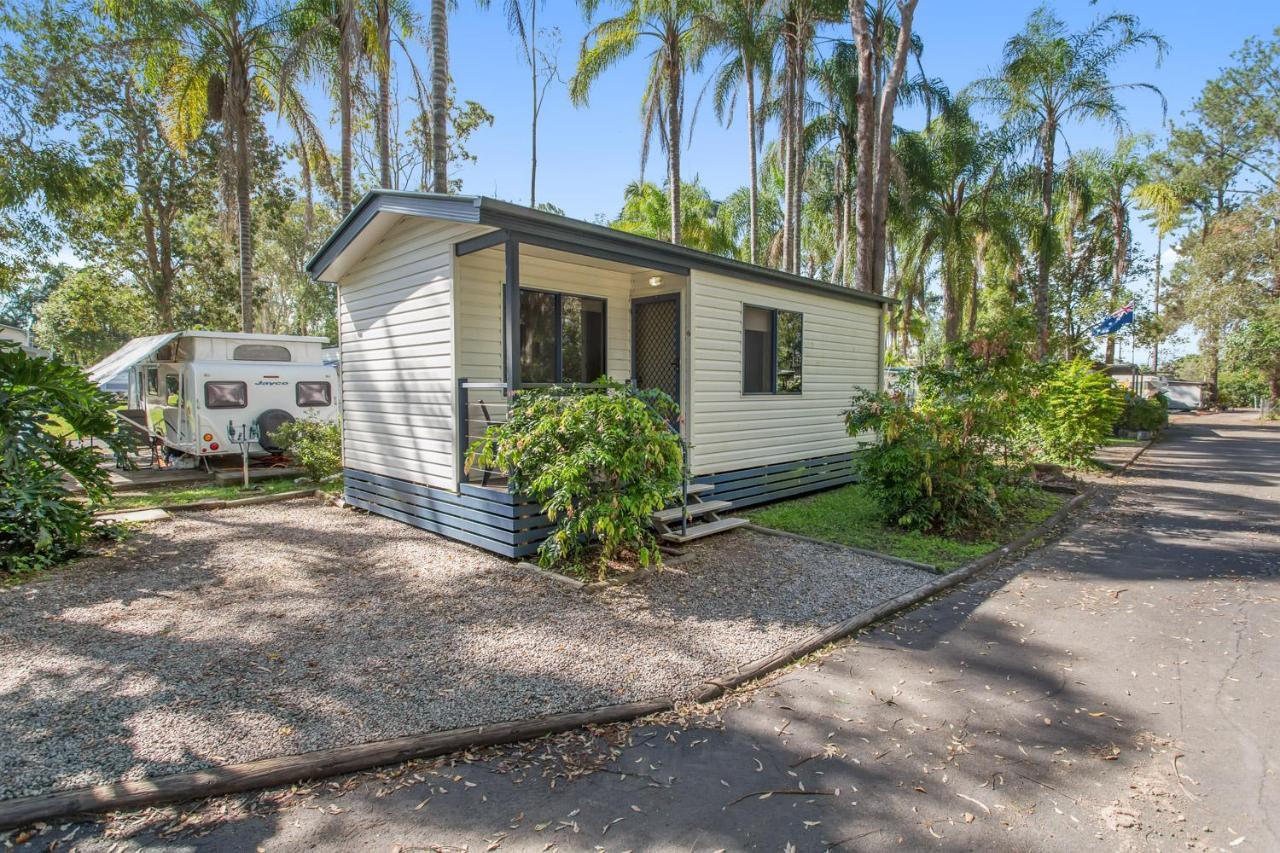 Landsborough Holiday Park ภายนอก รูปภาพ