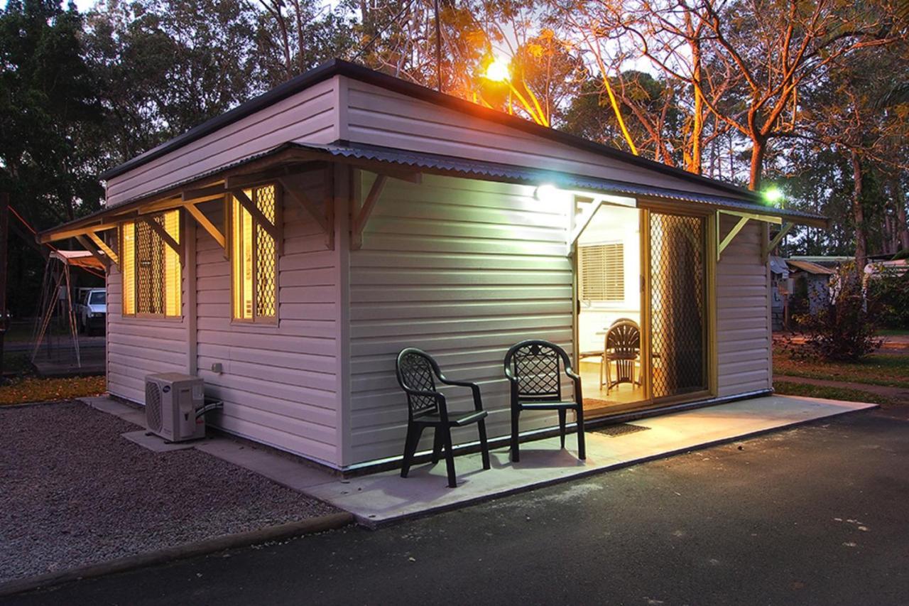 Landsborough Holiday Park ภายนอก รูปภาพ